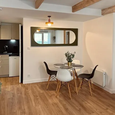 Apartment With Garden 1 Bedroom 3 People