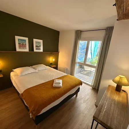 With Garden 1 Bedroom 3 People * Бордо
